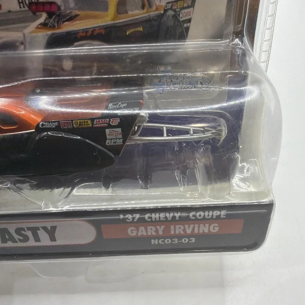 Muscle‎ Machines Nitro Coupe Hot N' Nasty '37 Chevy Coupe Gary Irving